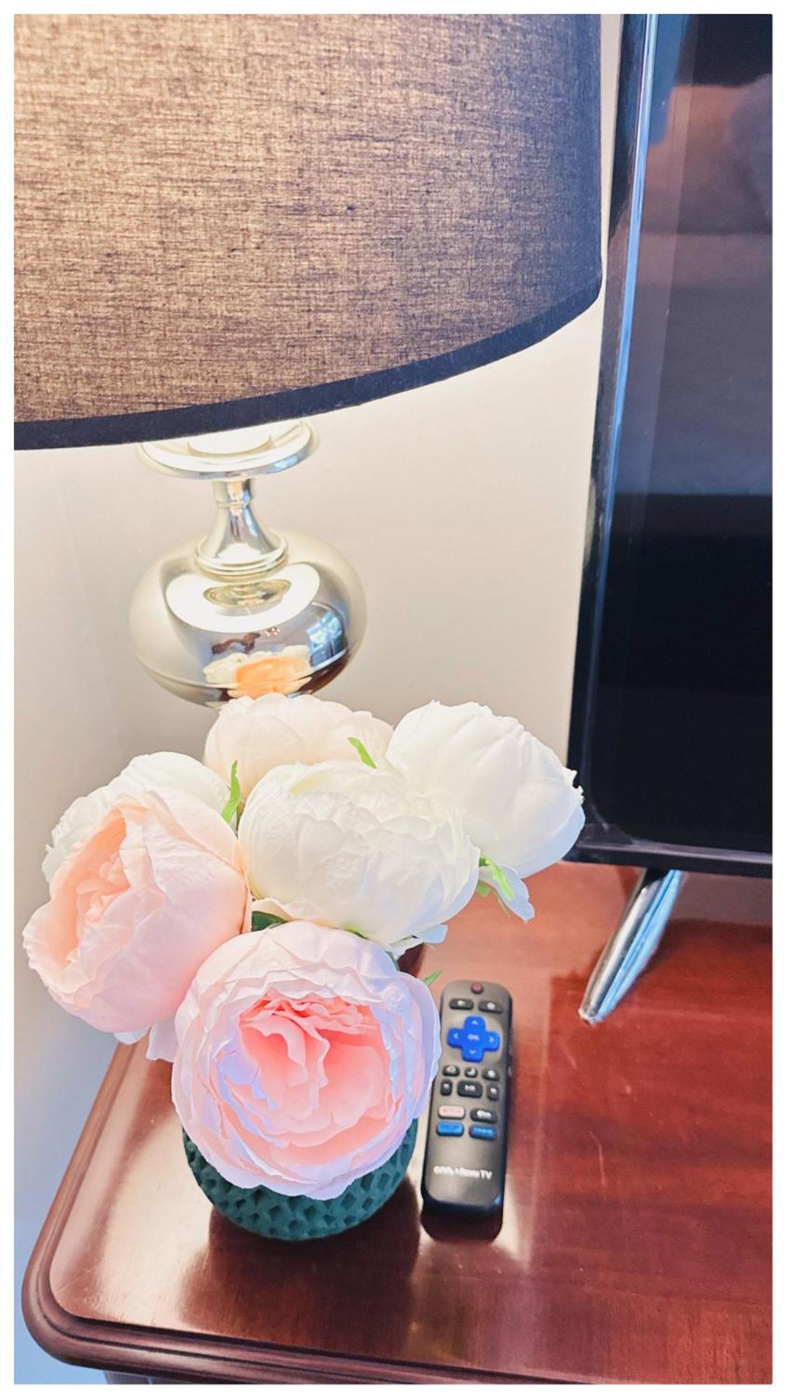 The Stays - Private Cozy 1 Bhr Apt On Main Floor 토론토 외부 사진